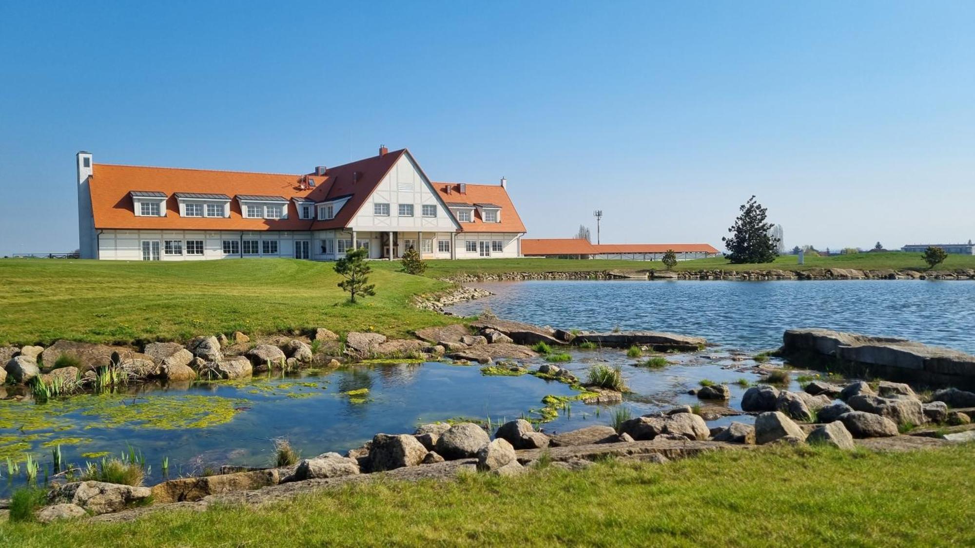 Apartments By Prague City Golf Praga Exterior foto
